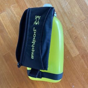 Amphipod handheld water bottle